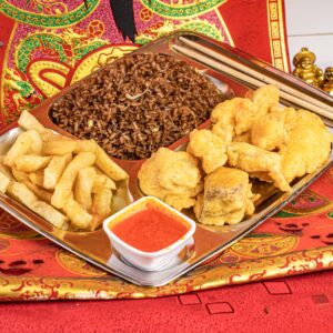 Agridulce pescado, 9 apanados de pescado, arroz chino, papas francesas y salsa agridulce